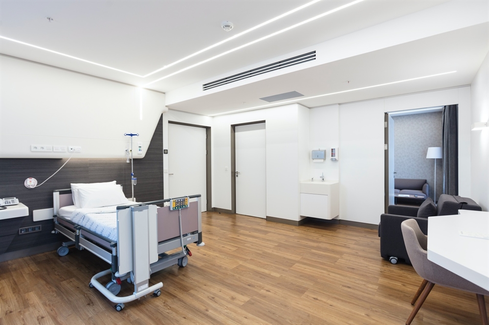 Patient suite at Medicana Kadıköy Hospital